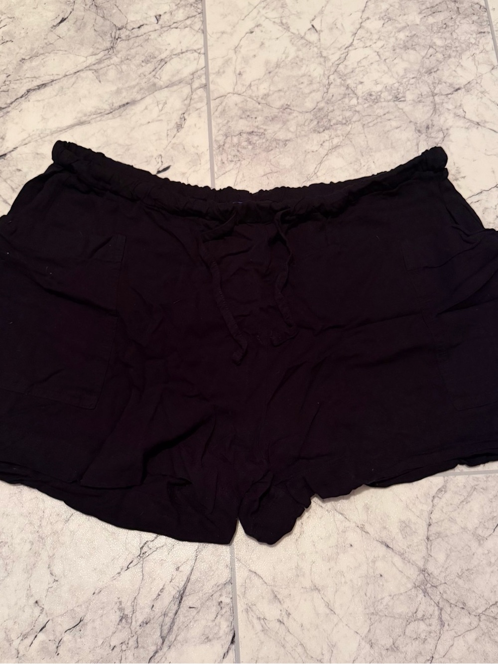 Old Navy Black Women's Drawstring Athletic Shorts